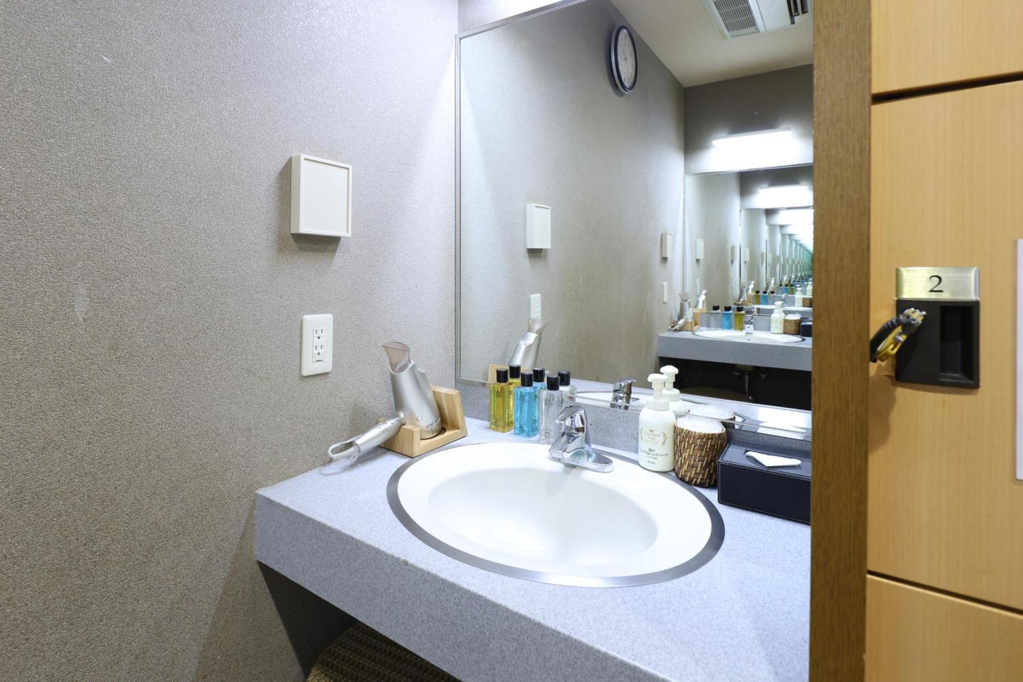 Dormy Inn Chiba City Soga Exteriör bild
